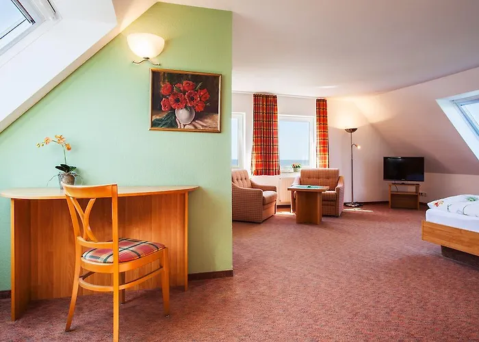 Hotel Hus Achtern Diek 3*